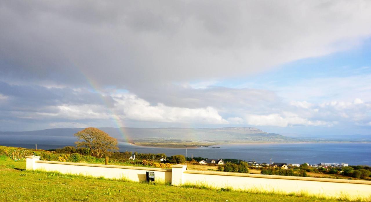 Hotel Foyle View Cabin Greencastle  Zewnętrze zdjęcie